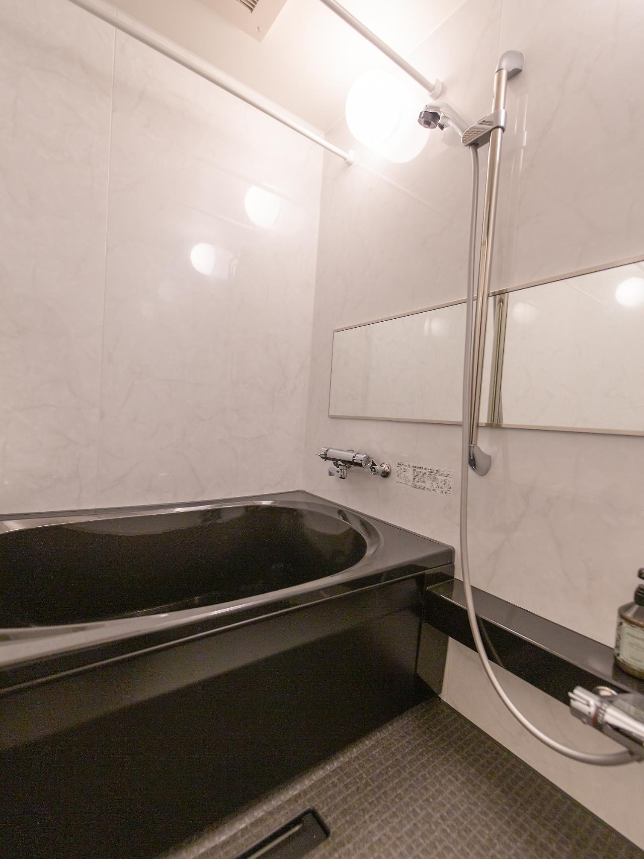 Grand Base Hiroshima Ekimae Aparthotel Exterior photo